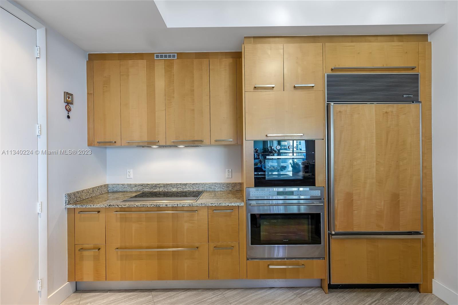 TDR TOWER III CONDO - Residential