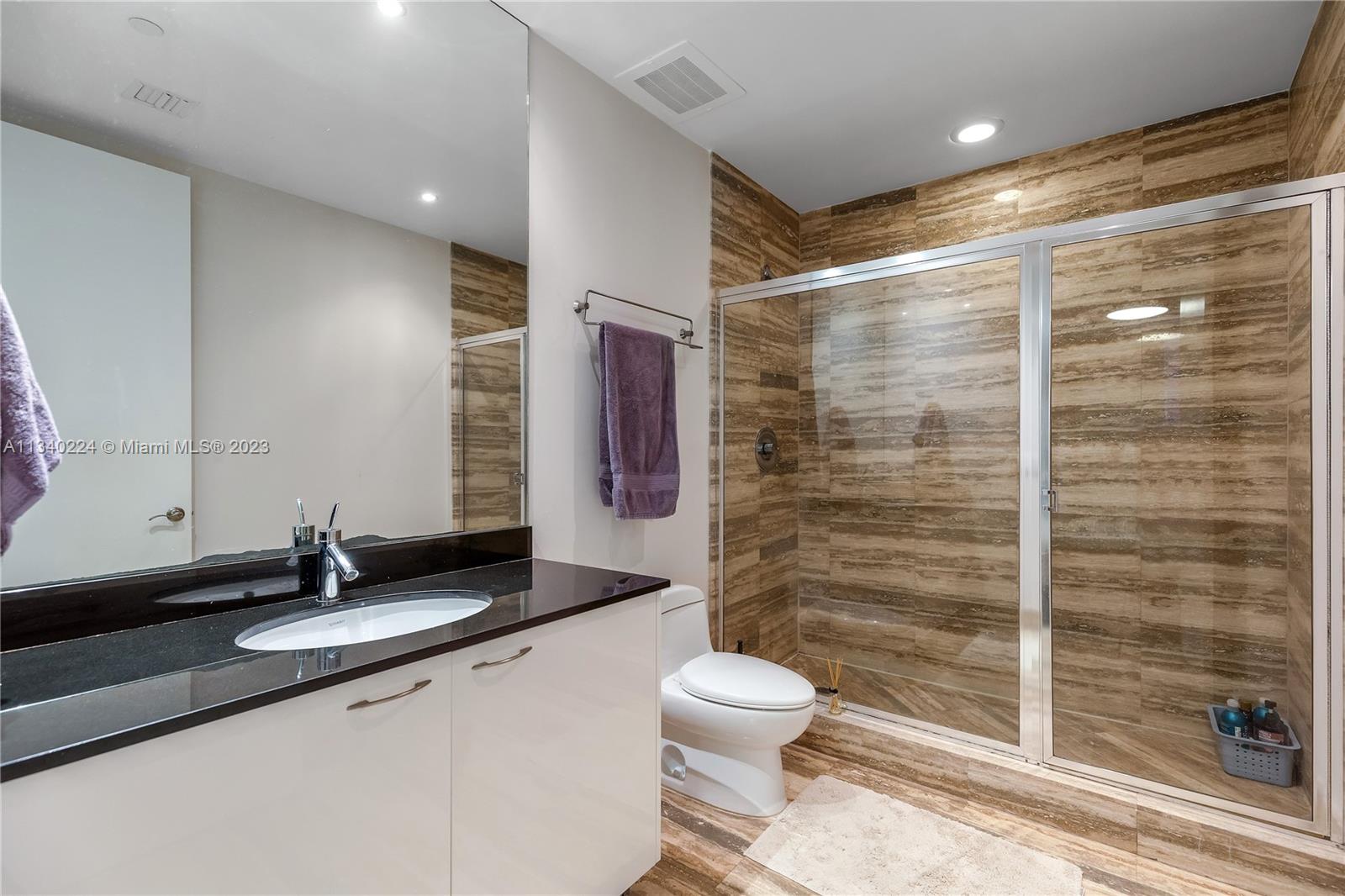TDR TOWER III CONDO - Residential