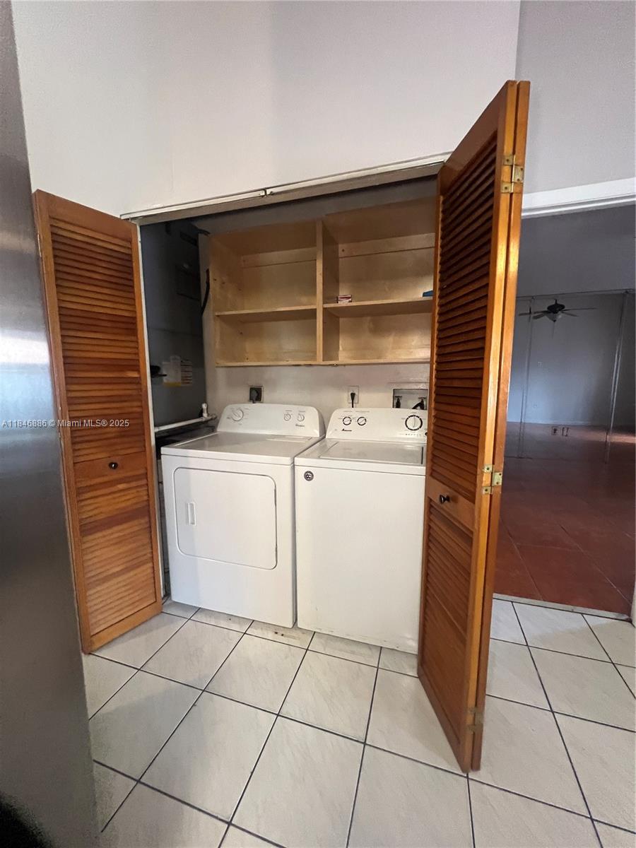 EL PRADO COUNTRY CLUB 4TH - Residential Lease