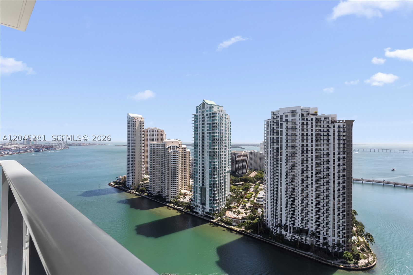 MET 1 CONDO - Residential