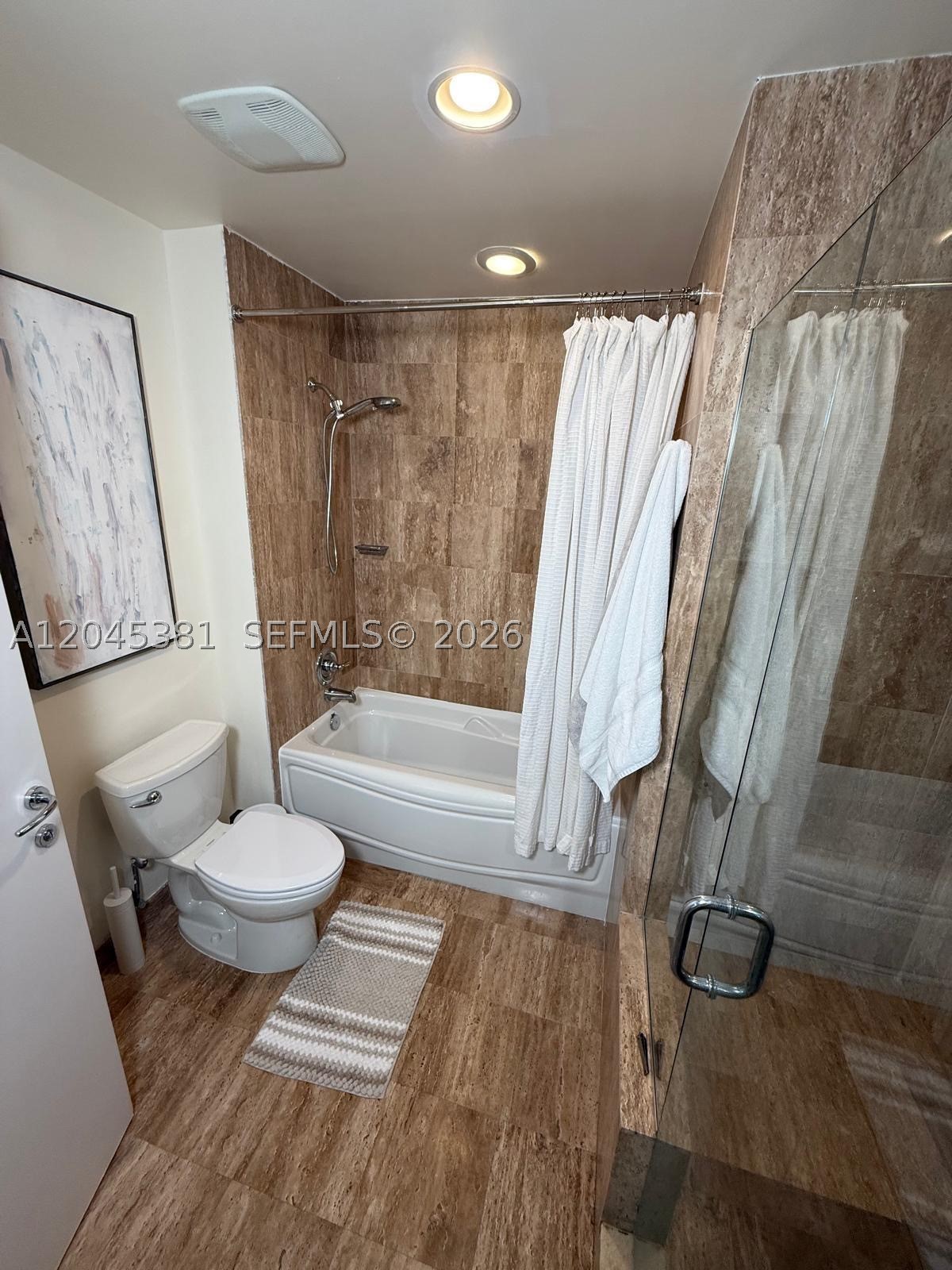 MET 1 CONDO - Residential