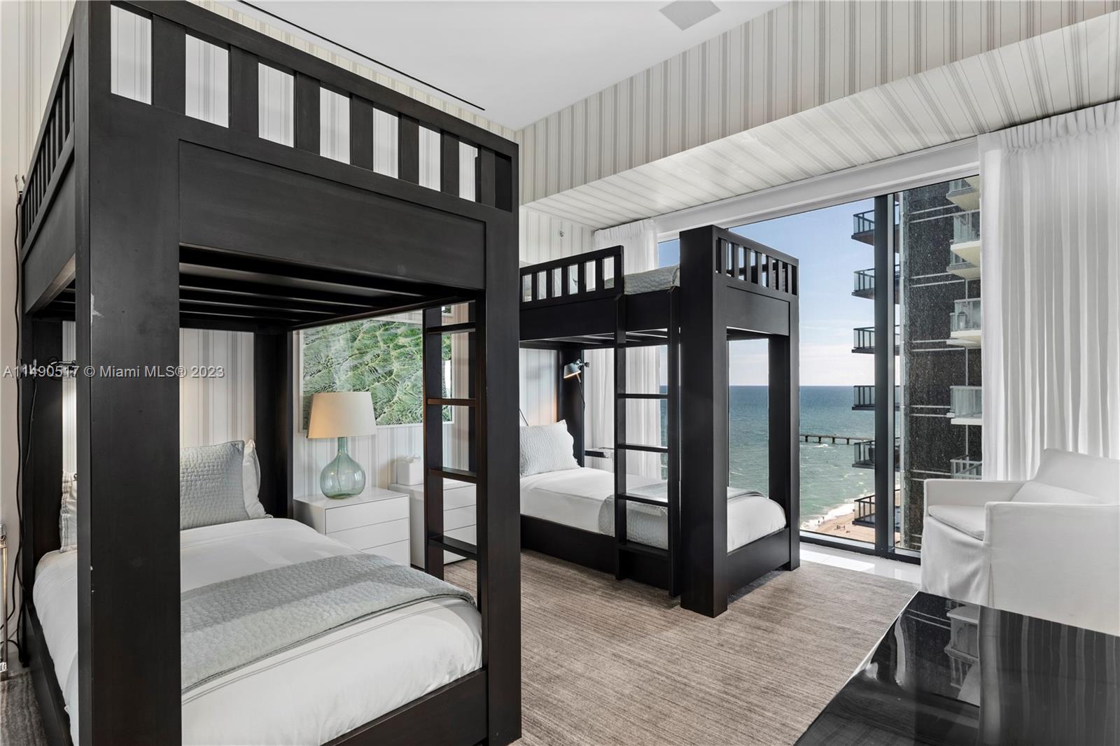 MUSE CONDO - Residential
