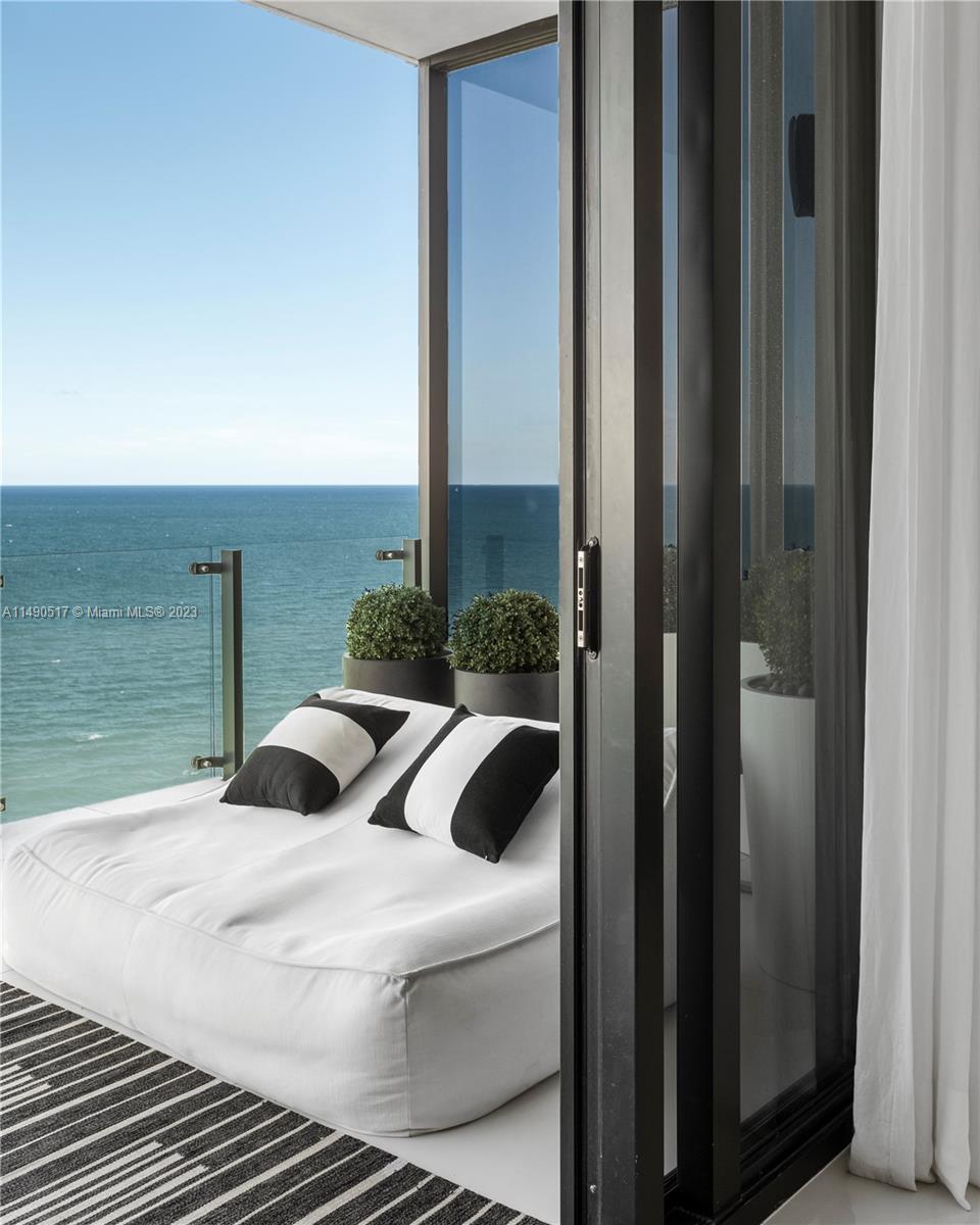 MUSE CONDO - Residential