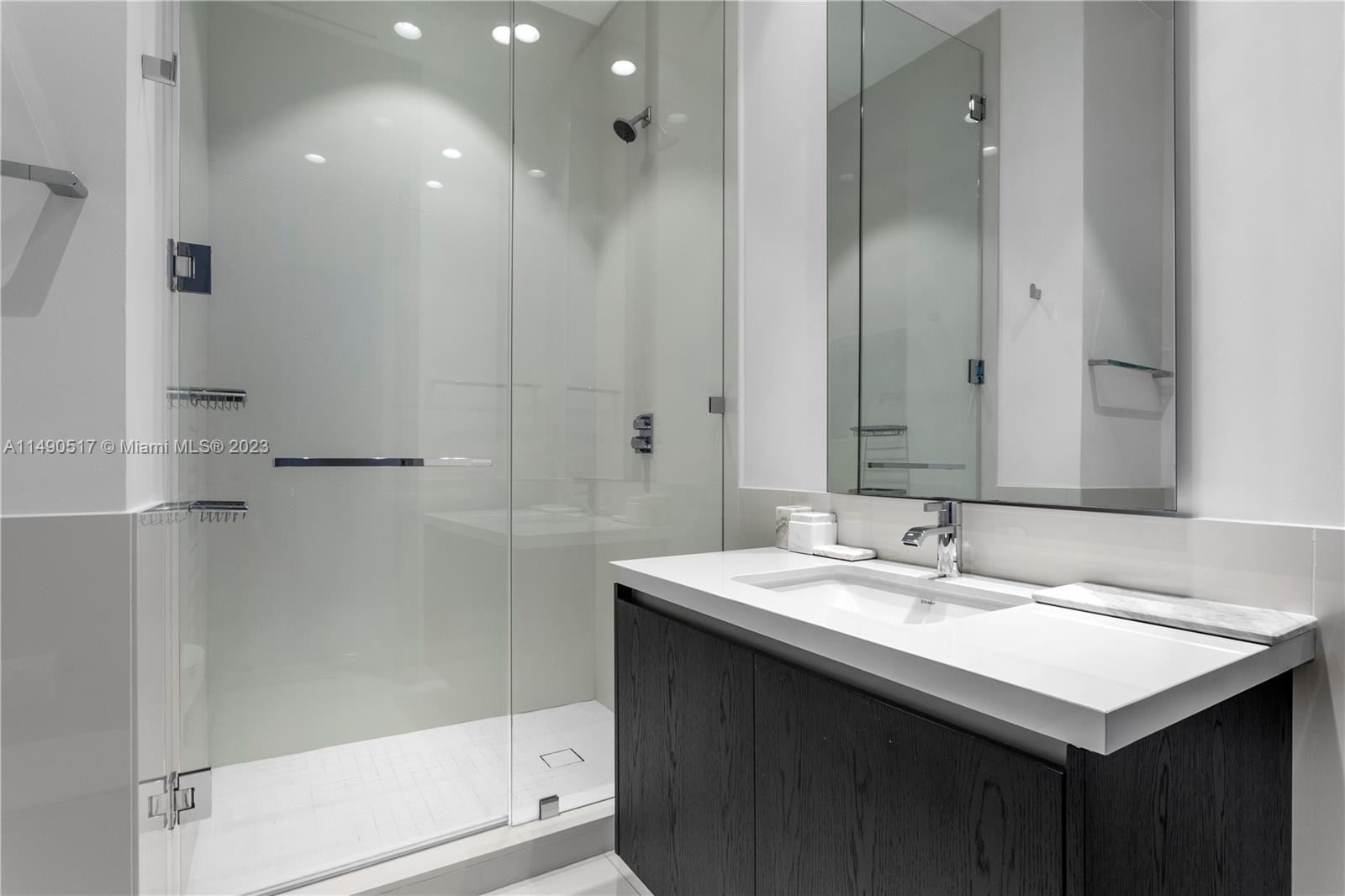 MUSE CONDO - Residential