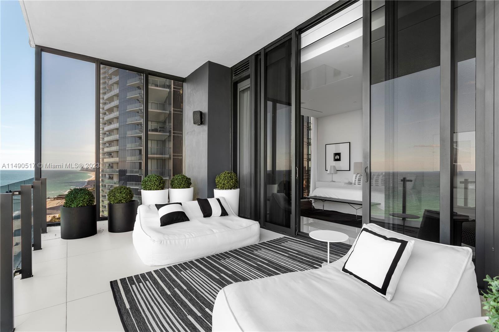 MUSE CONDO - Residential