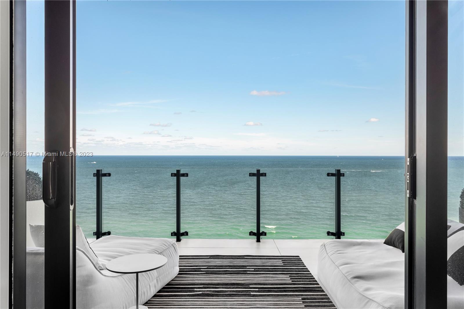 MUSE CONDO - Residential