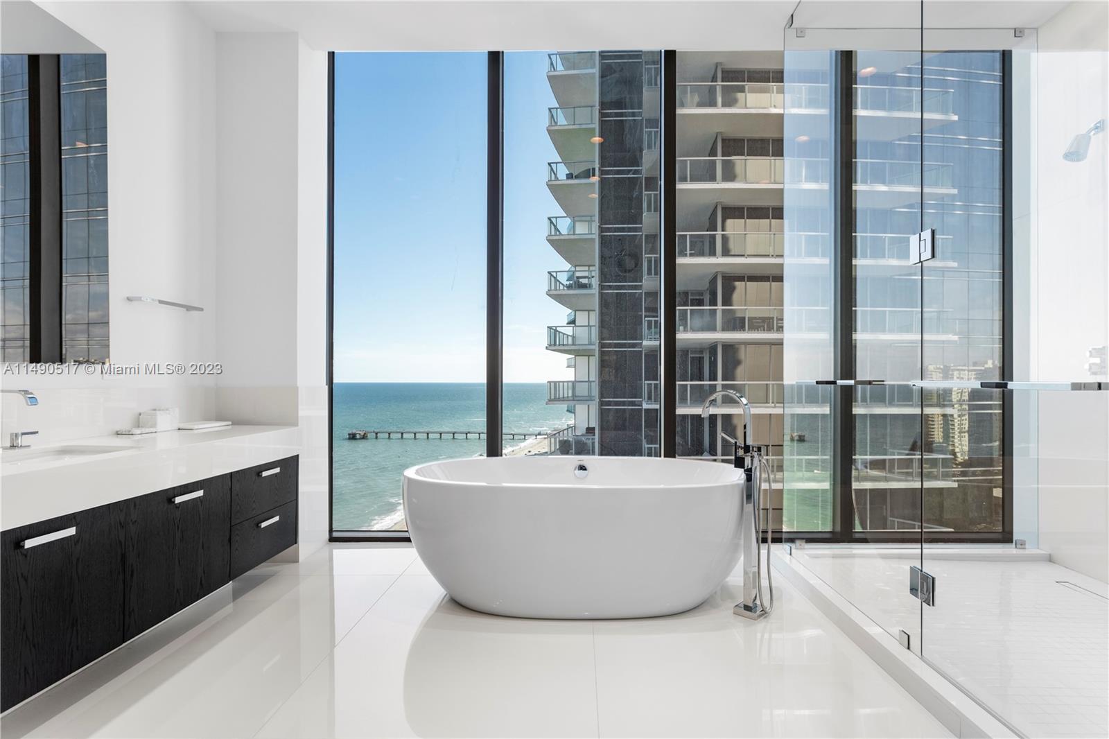 MUSE CONDO - Residential