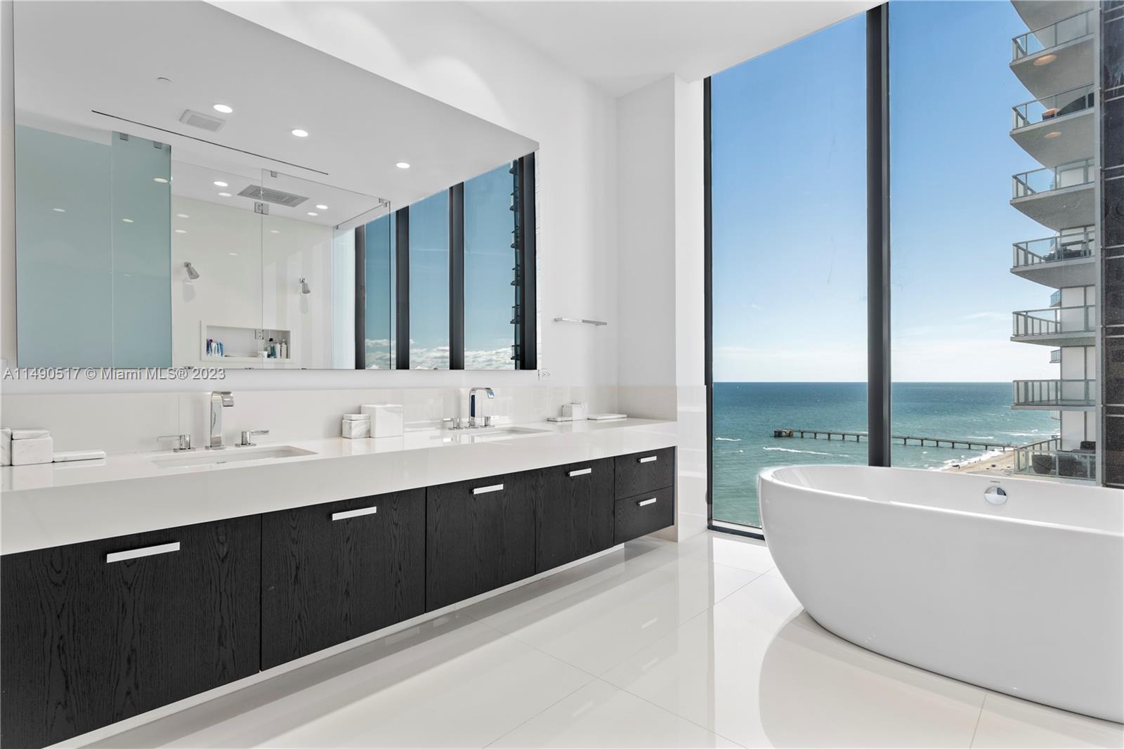 MUSE CONDO - Residential