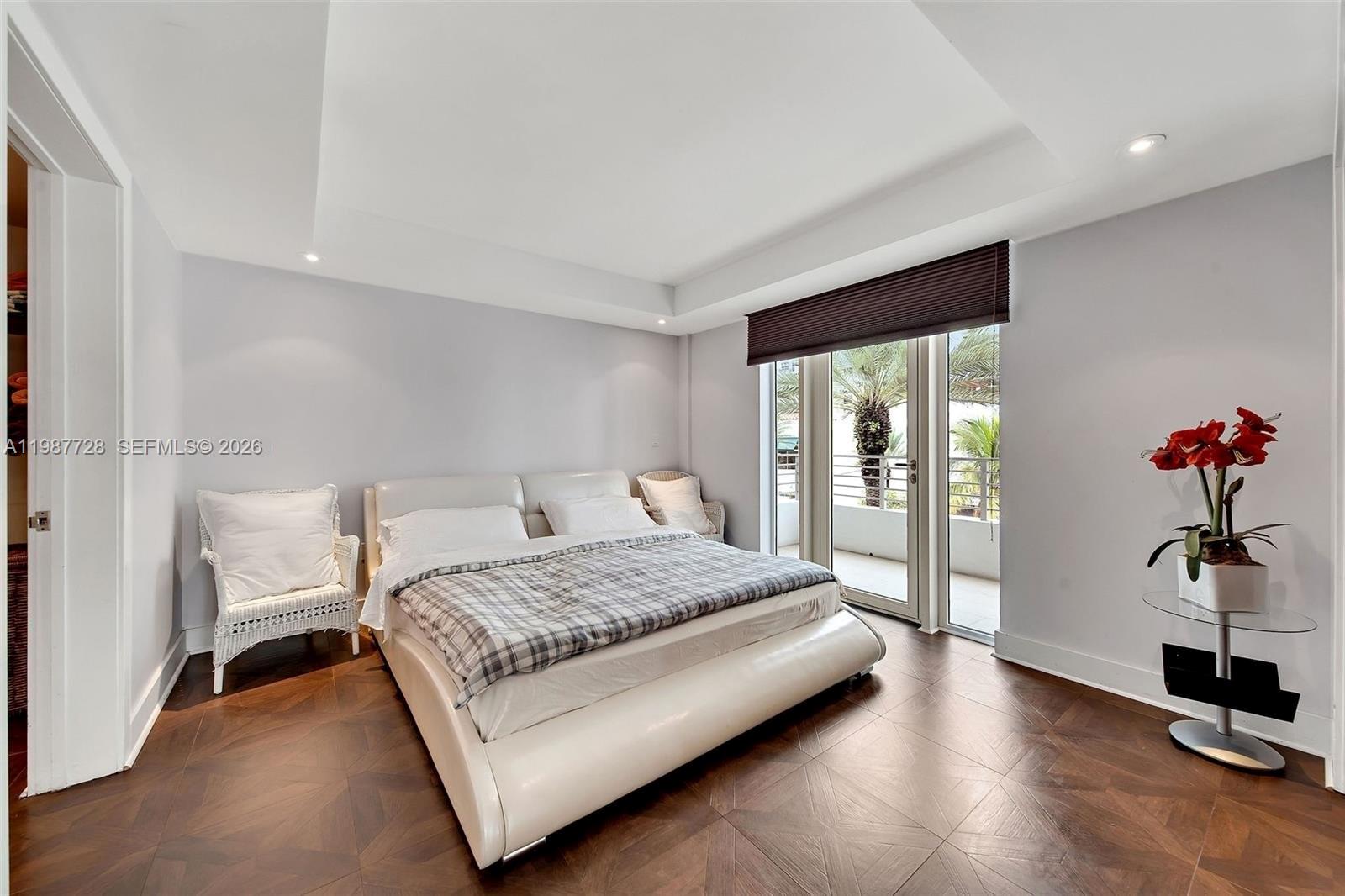 OCEAN FIVE CONDO - Residential