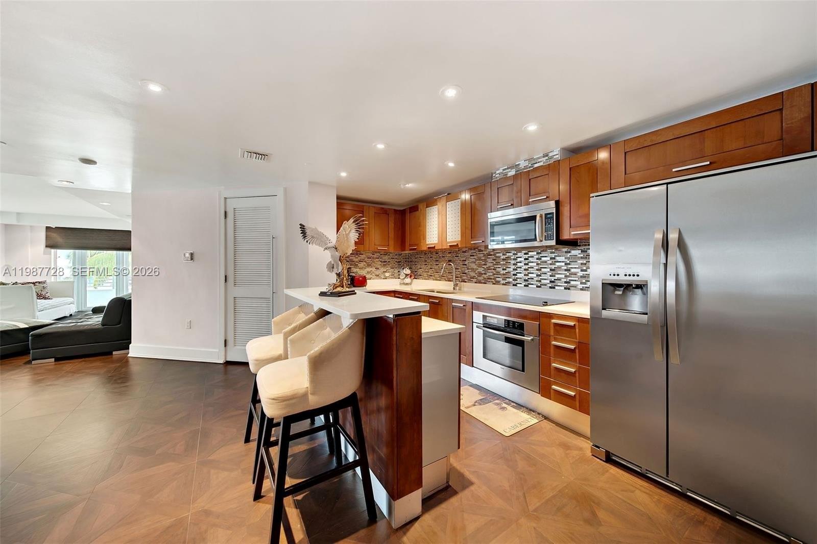 OCEAN FIVE CONDO - Residential