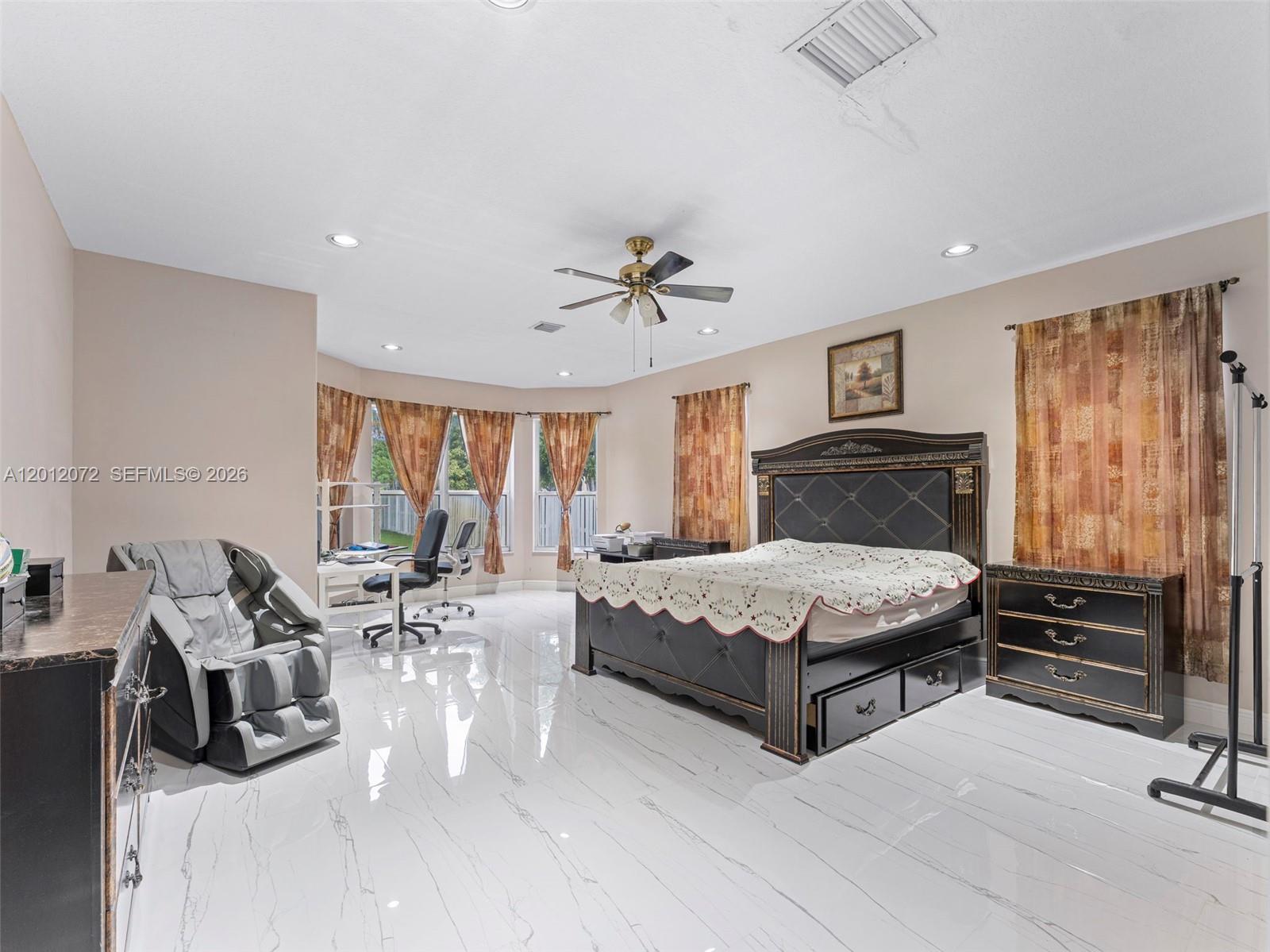 SILVER SHORES (PARCELS H - Residential
