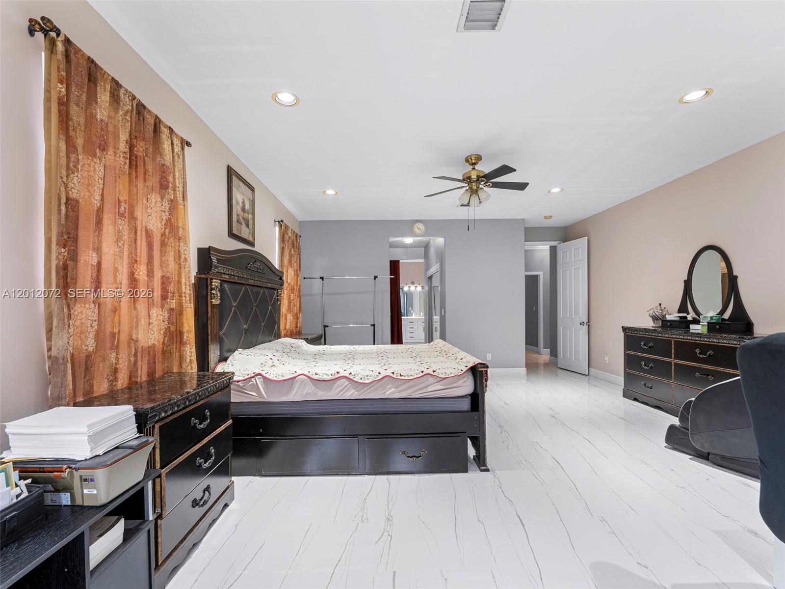 SILVER SHORES (PARCELS H - Residential