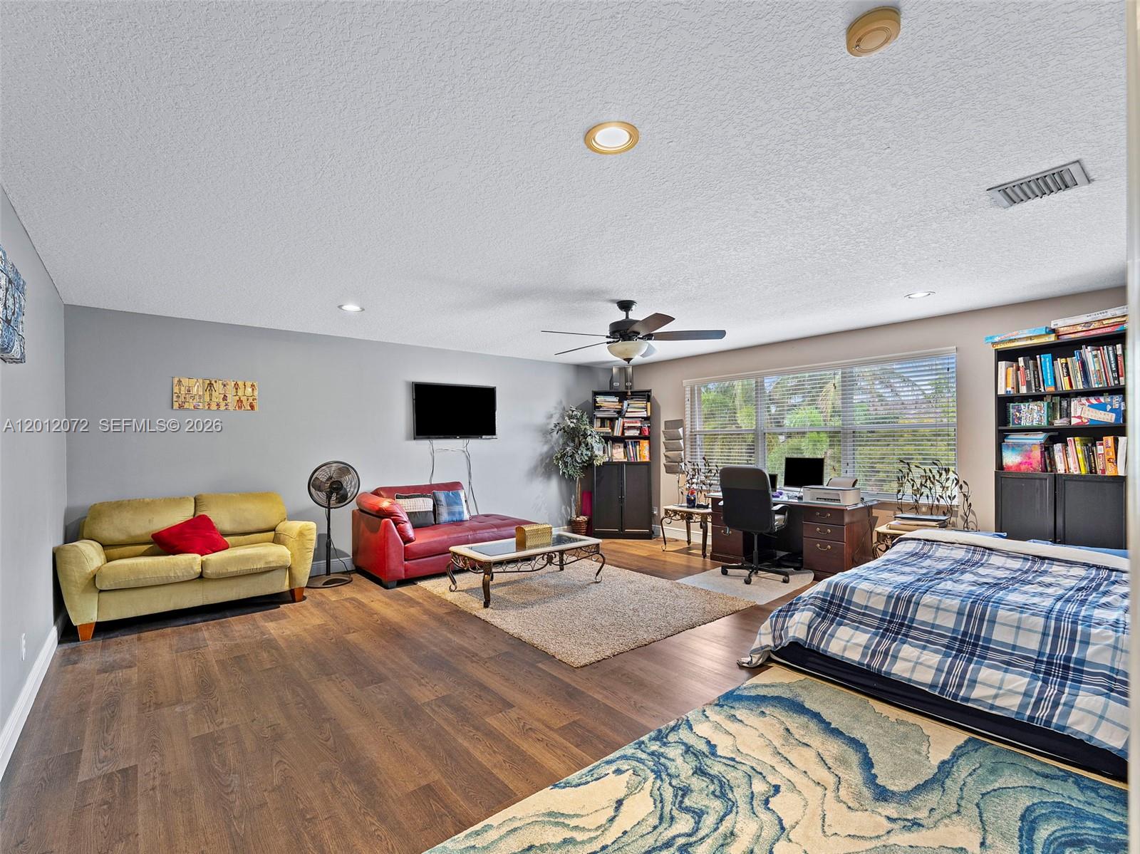 SILVER SHORES (PARCELS H - Residential