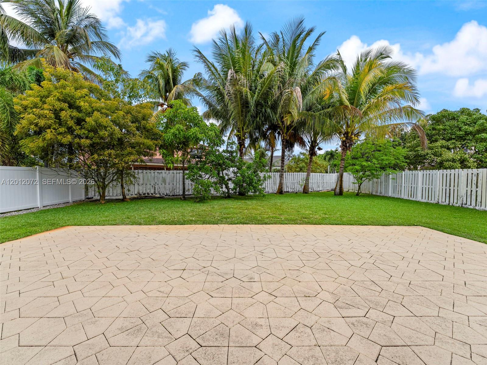 SILVER SHORES (PARCELS H - Residential