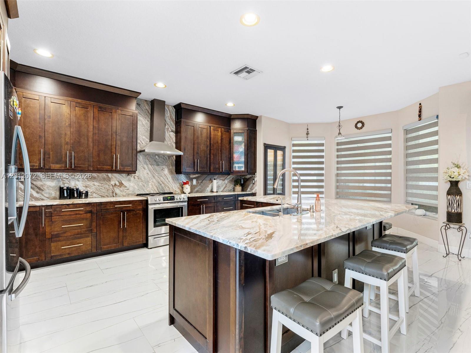 SILVER SHORES (PARCELS H - Residential