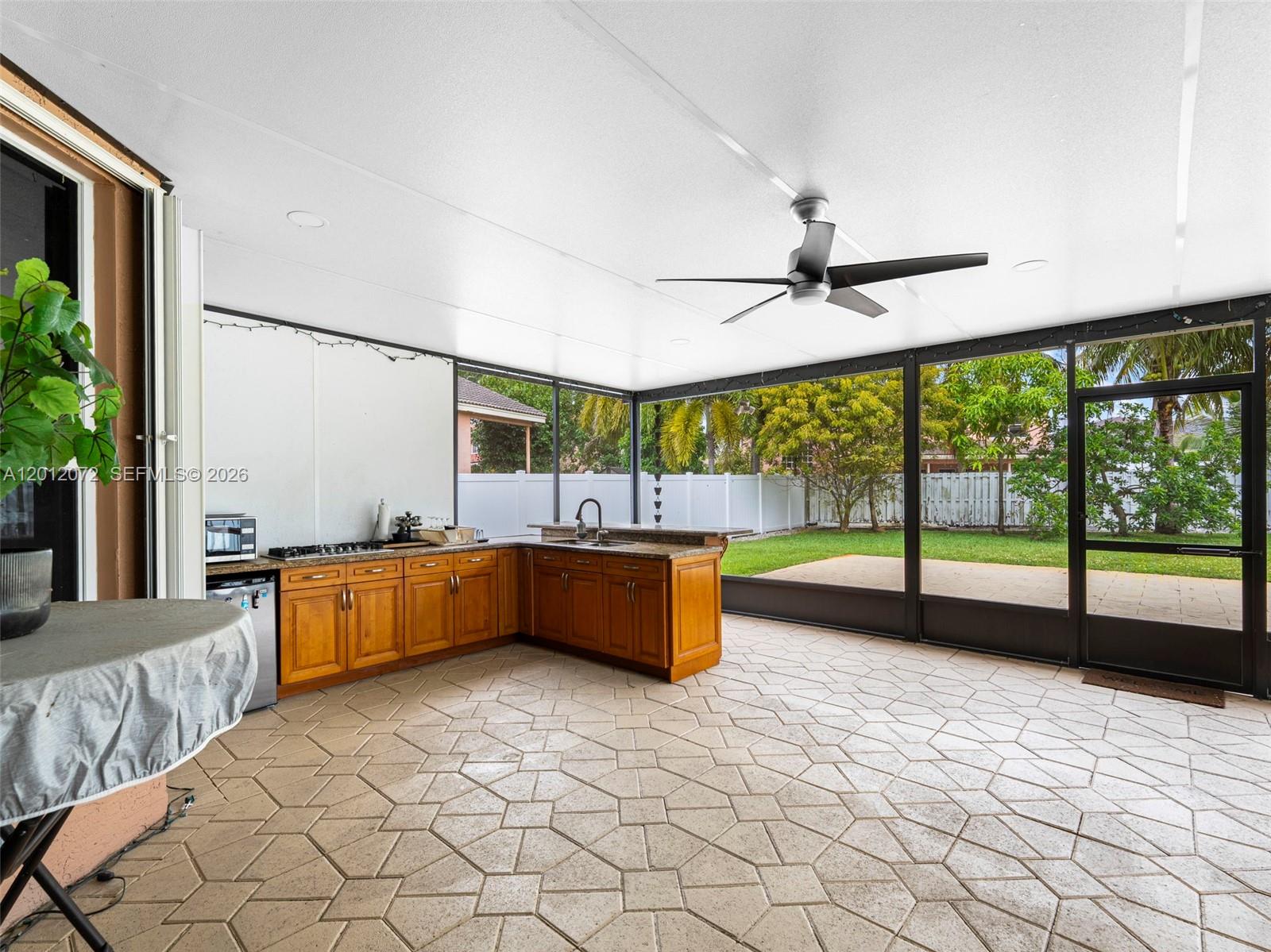 SILVER SHORES (PARCELS H - Residential
