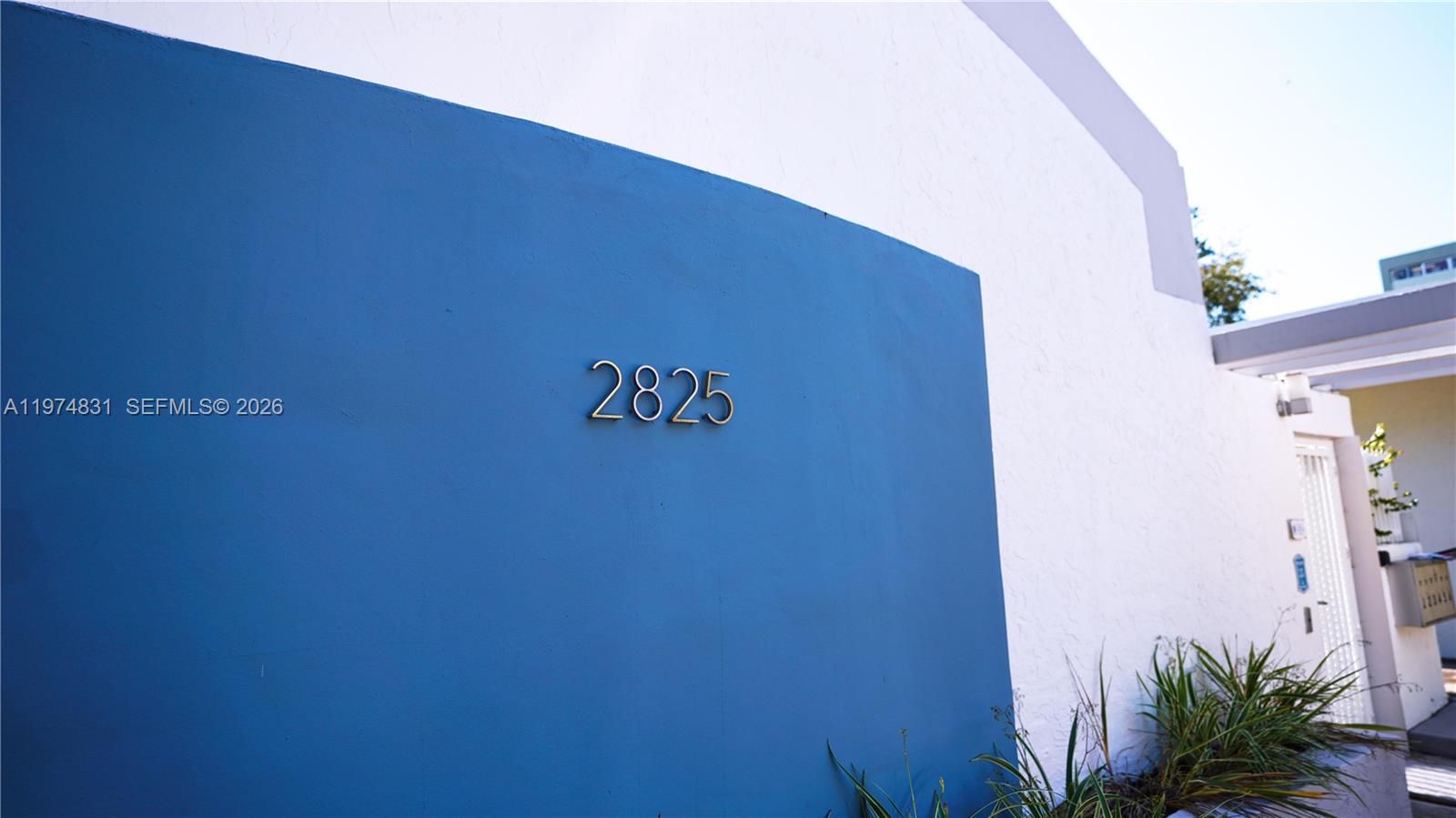 BRICKELL ESTATES - Residential Income