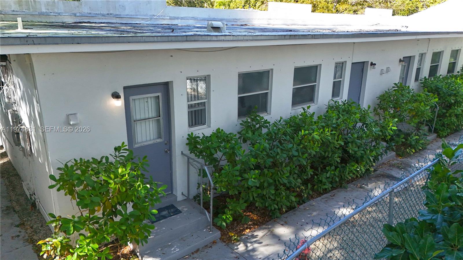 BRICKELL ESTATES - Residential Income