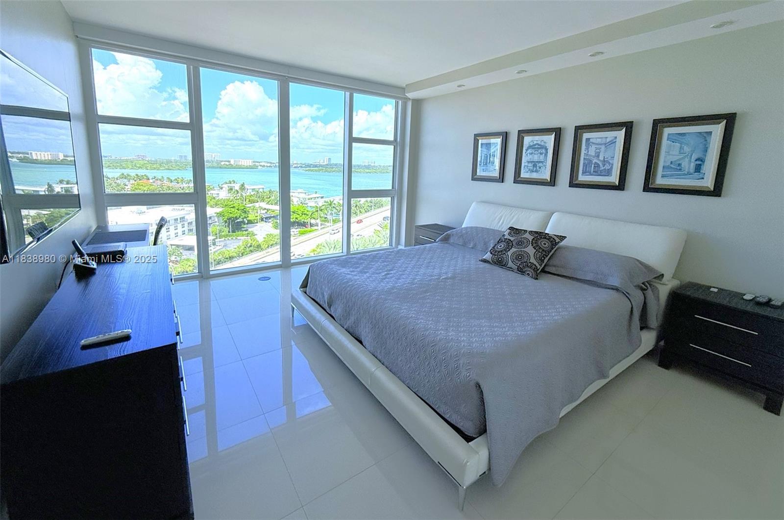 HARBOUR HOUSE - Residential Lease