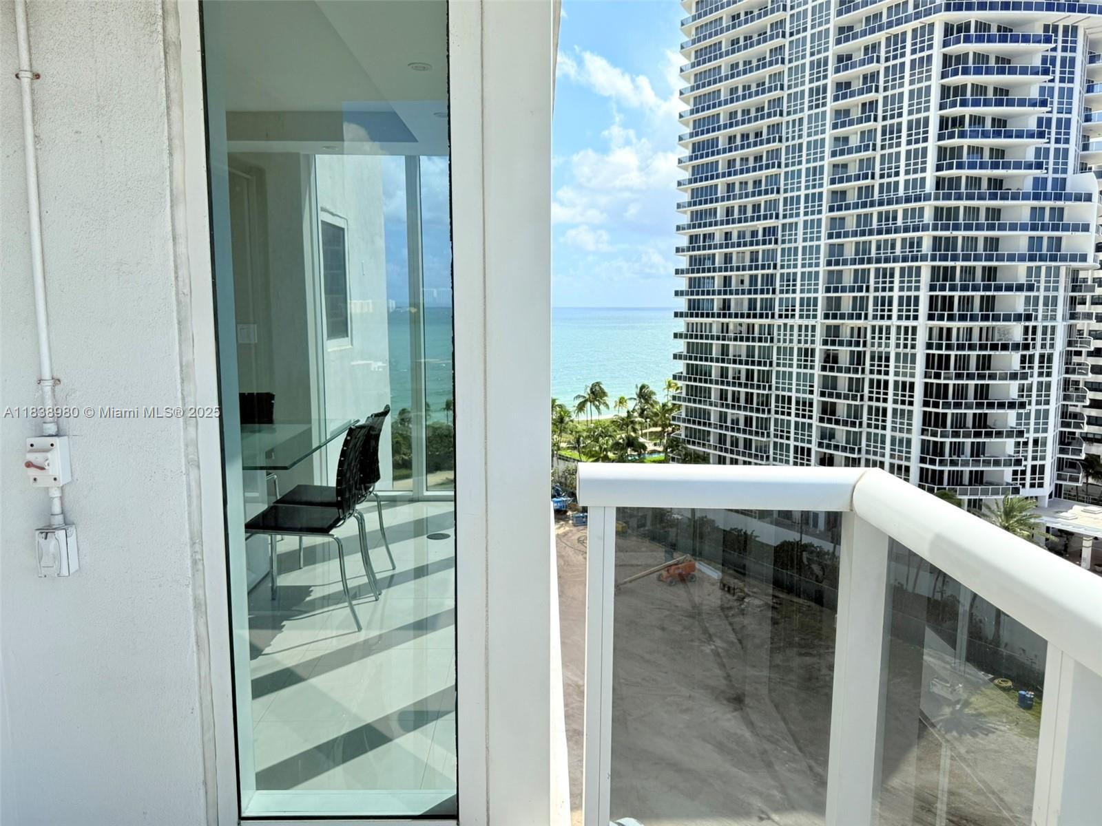 HARBOUR HOUSE - Residential Lease