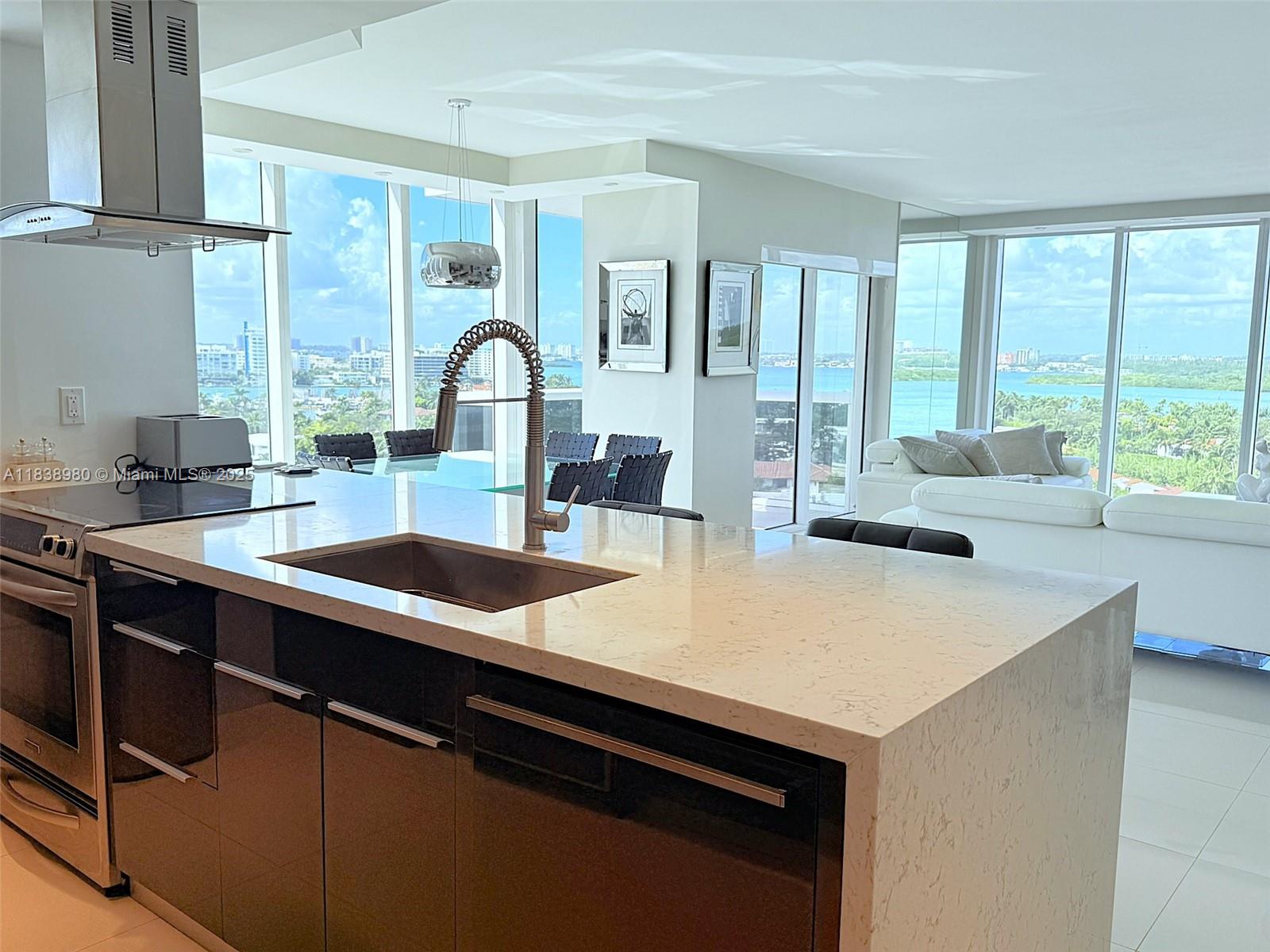 HARBOUR HOUSE - Residential Lease