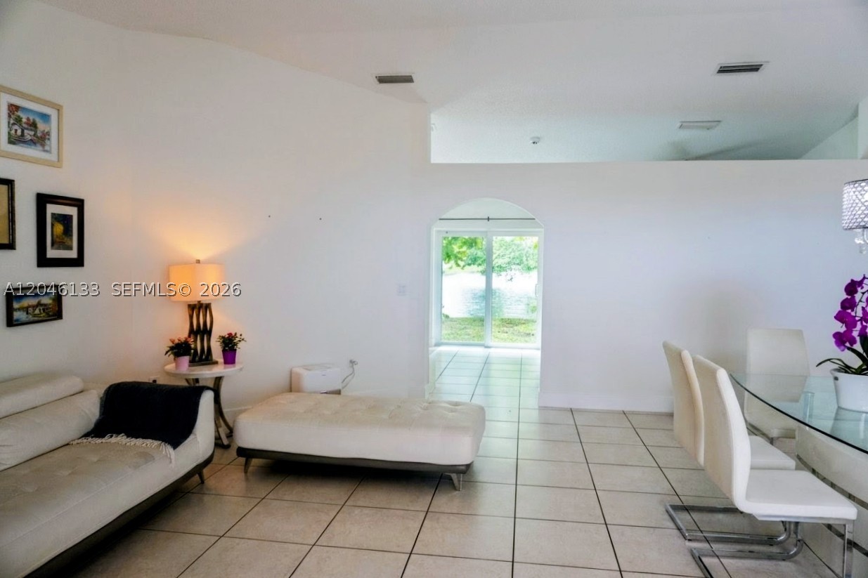 BONAVILLAS - Residential