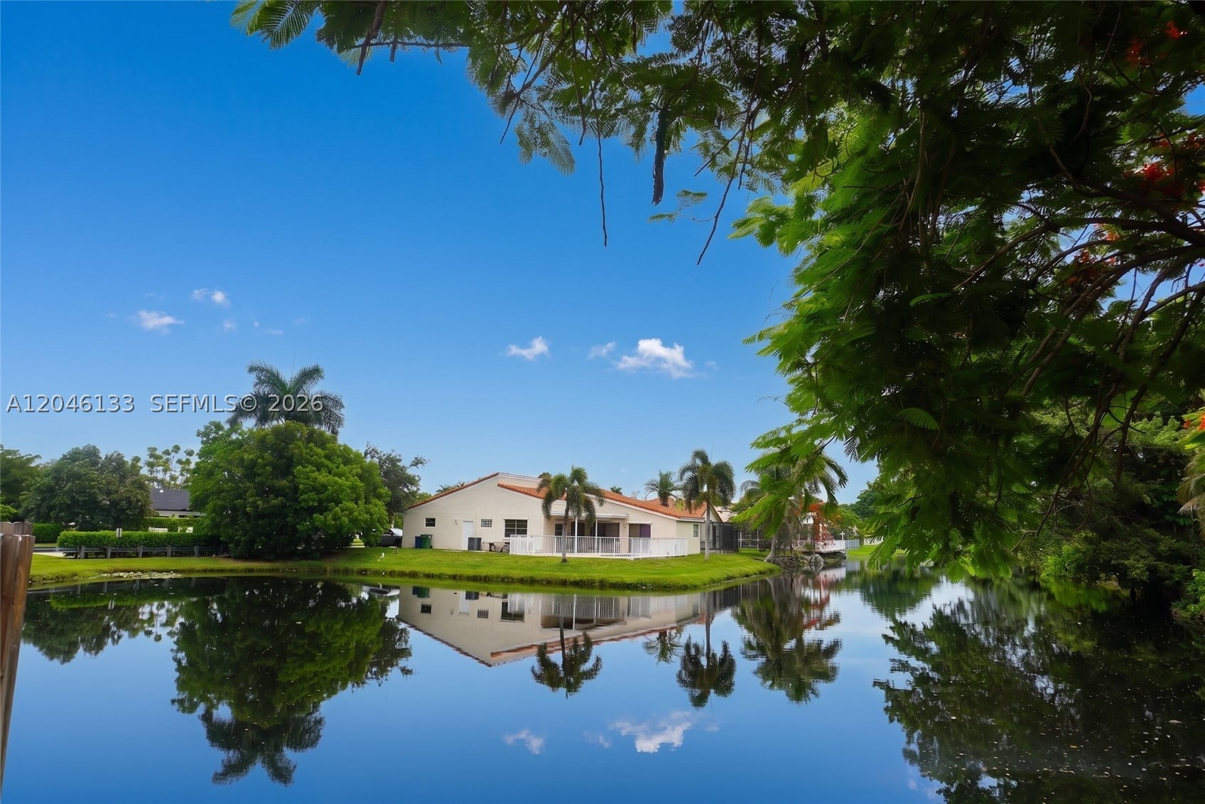 BONAVILLAS - Residential