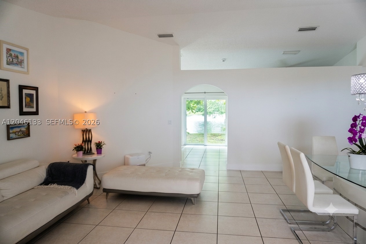 BONAVILLAS - Residential