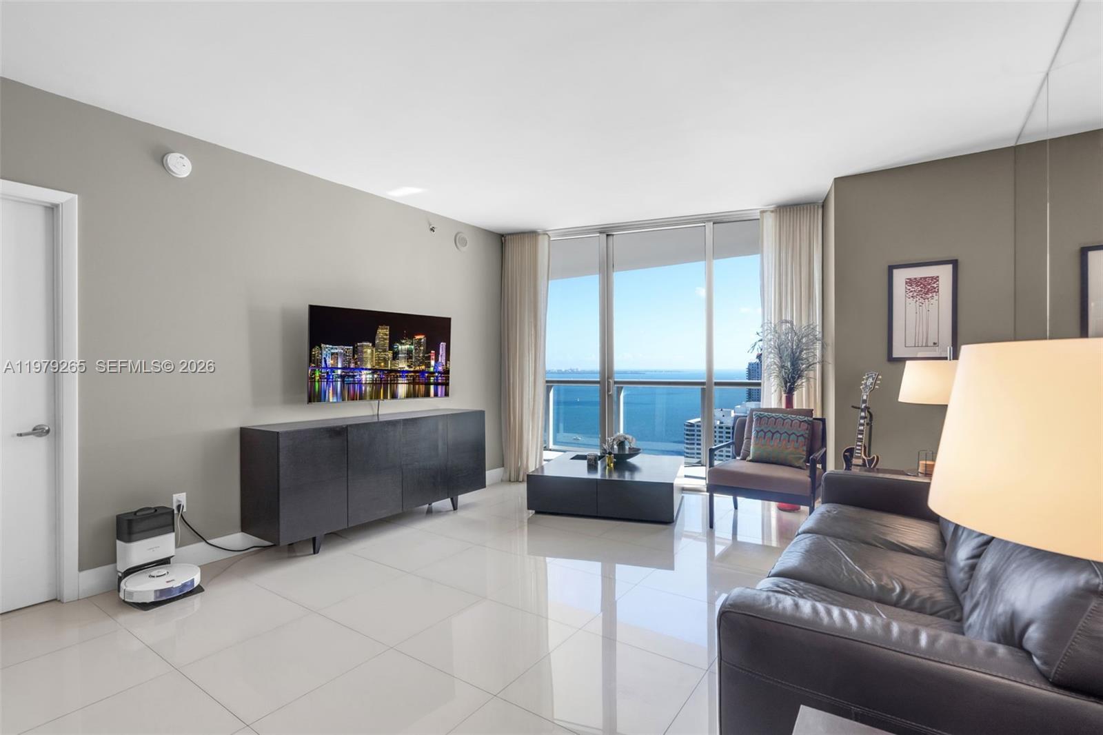 ICON BRICKELL NO TWO - Residential