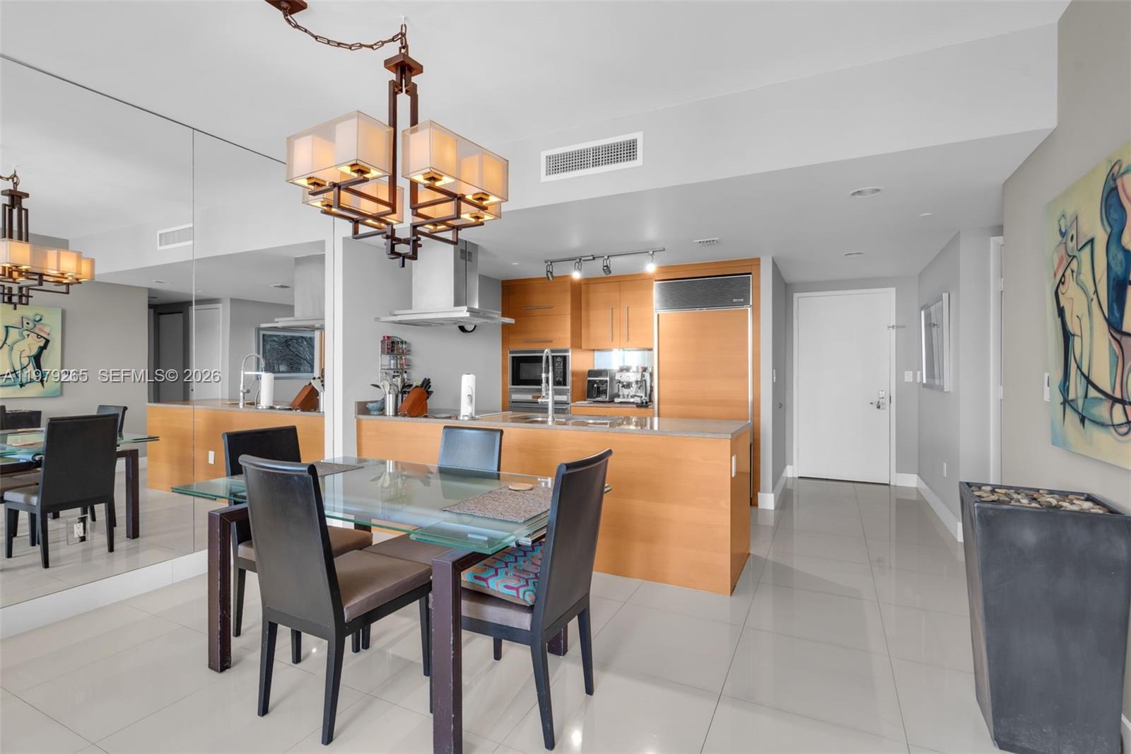 ICON BRICKELL NO TWO - Residential