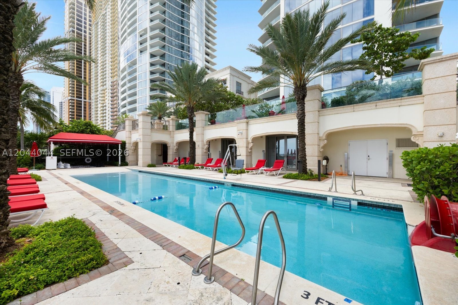 NORTH BISCAYNE BEACH AMEN - Residential