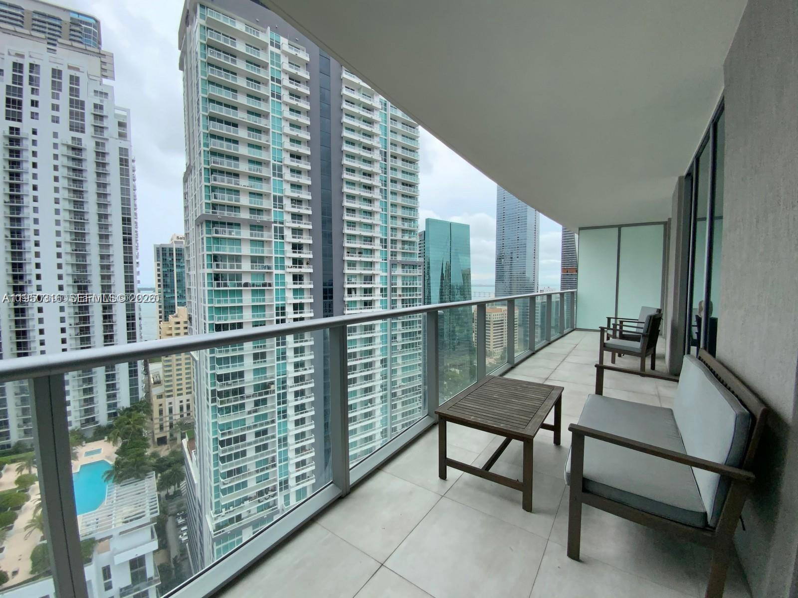 1100 MILLECENTO RESIDENCE - Residential