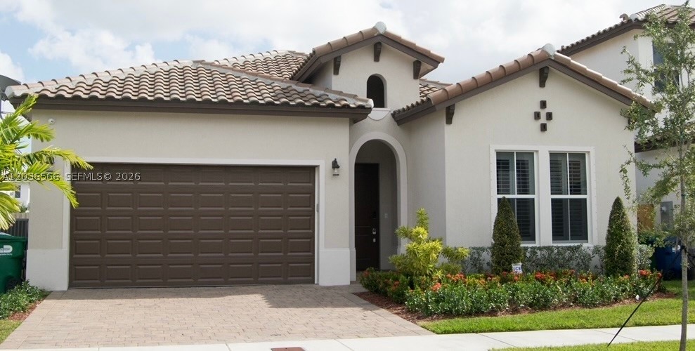 VENETIAN PARC - Residential Lease