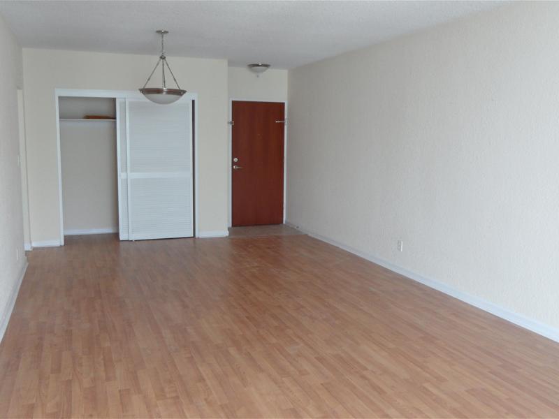 TIDES ON HOLLYWOOD BEACH - Residential Lease