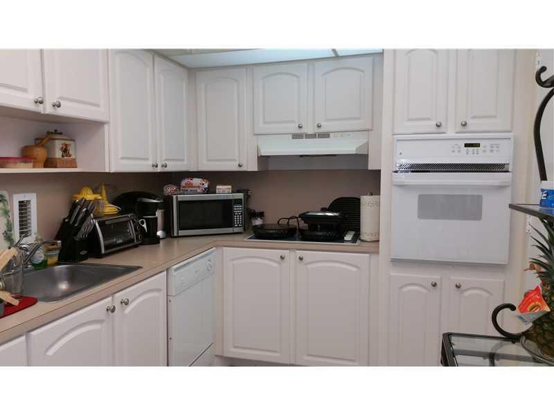 TIDES ON HOLLYWOOD BEACH - Residential Lease