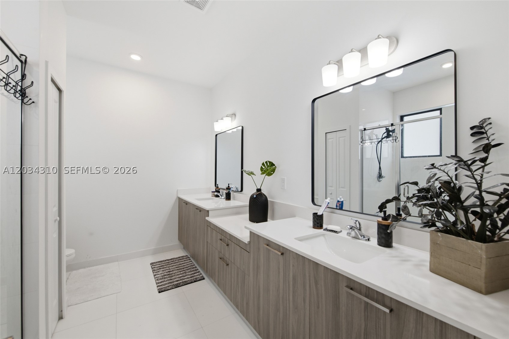Century Gardens South - Residential Lease