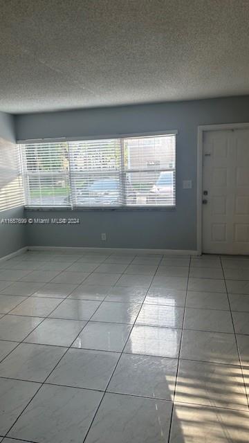 LAKEWOOD VILLAGE - Residential Lease