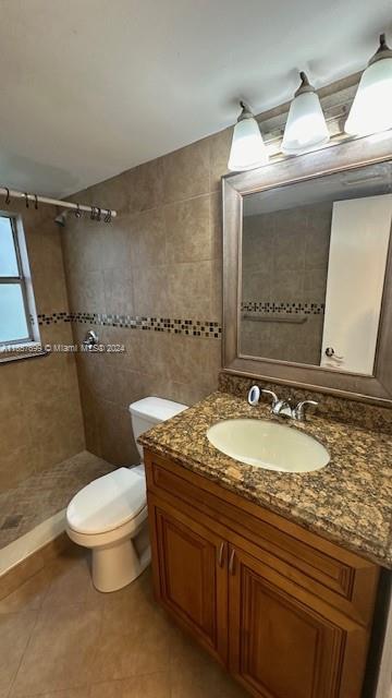 LAKEWOOD VILLAGE - Residential Lease