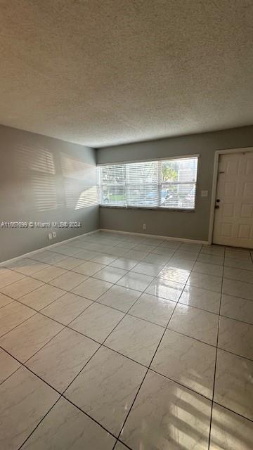LAKEWOOD VILLAGE - Residential Lease