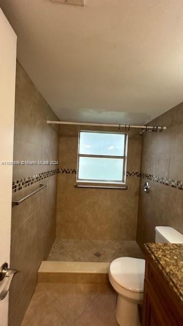 LAKEWOOD VILLAGE - Residential Lease