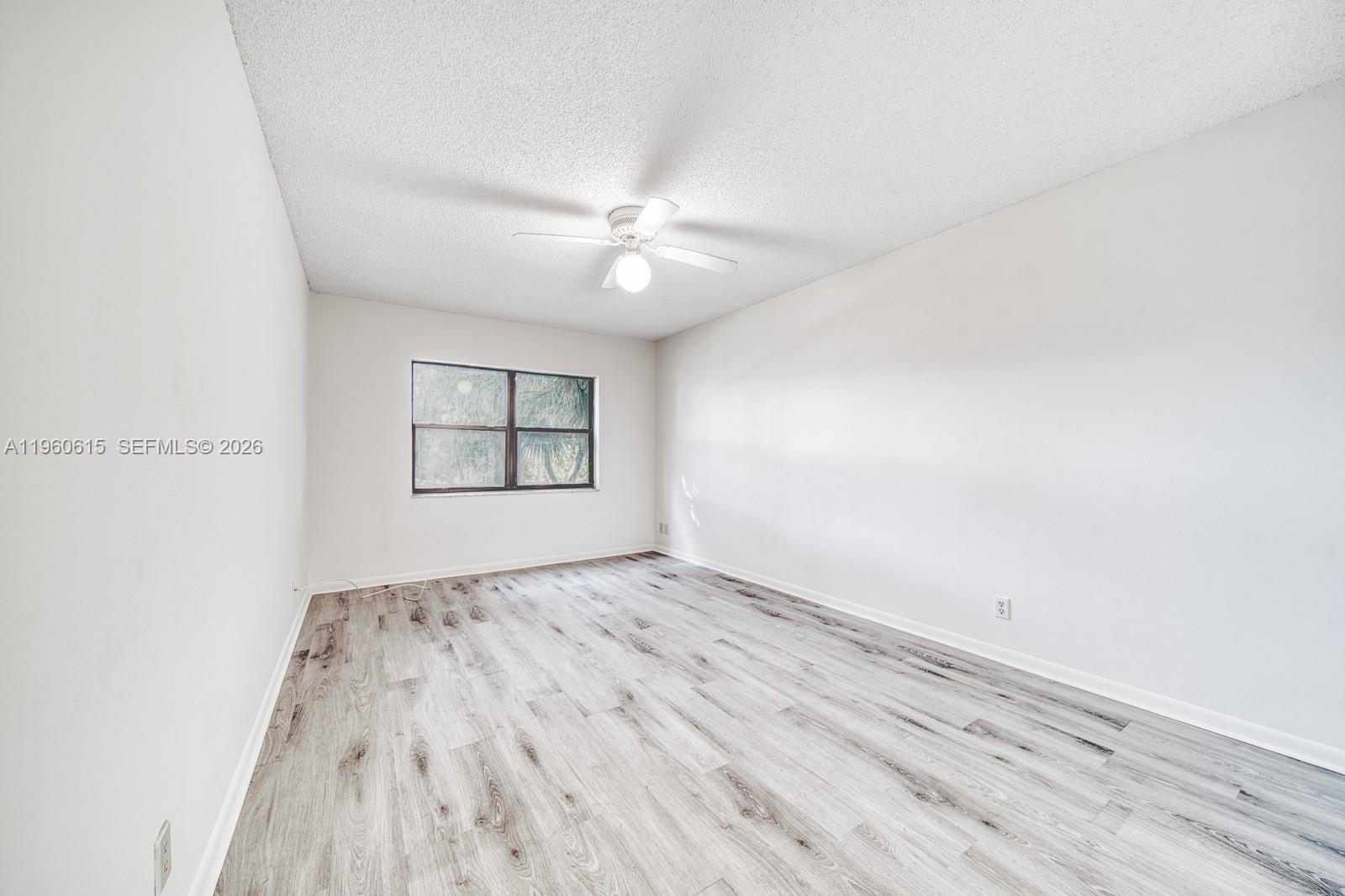 LAS VISTAS AT DORAL CONDO - Residential