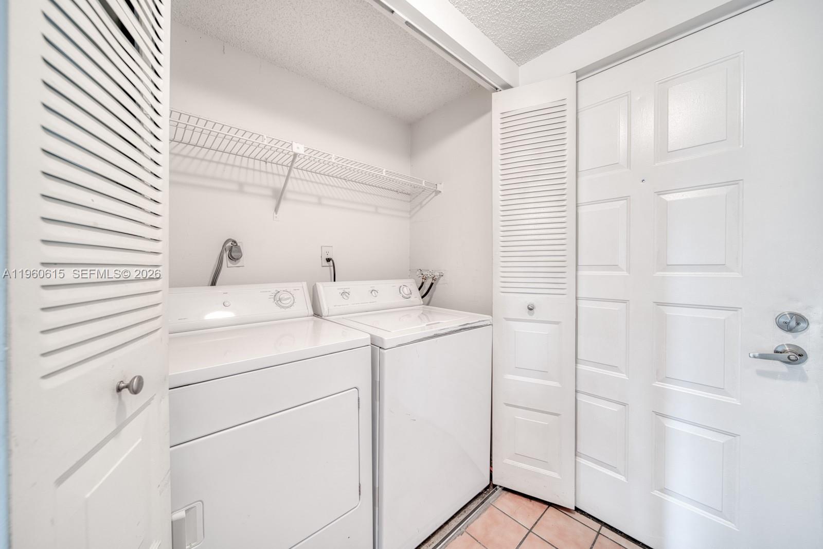 LAS VISTAS AT DORAL CONDO - Residential