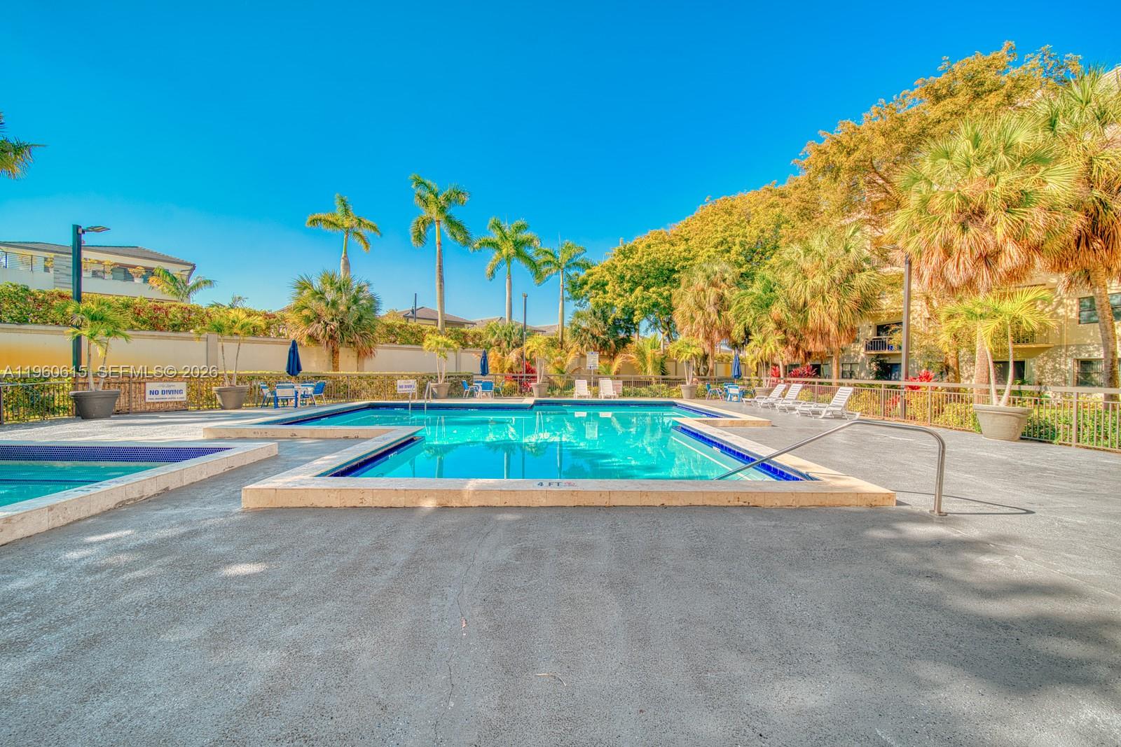 LAS VISTAS AT DORAL CONDO - Residential