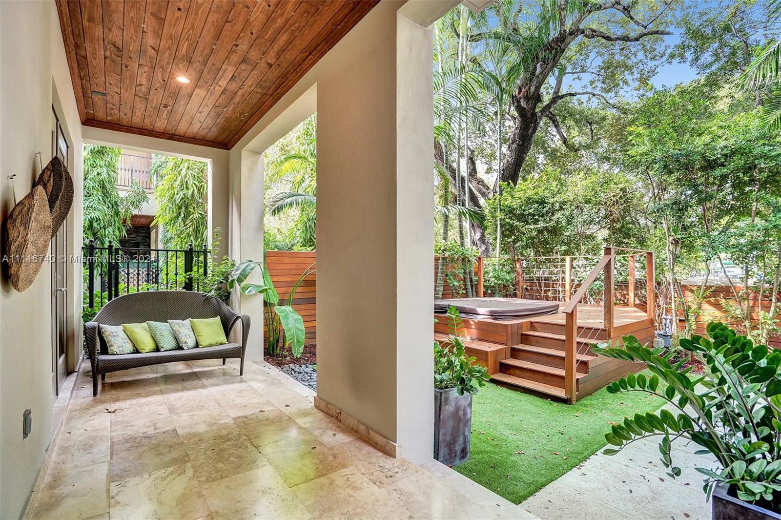 OAK LANE - Residential