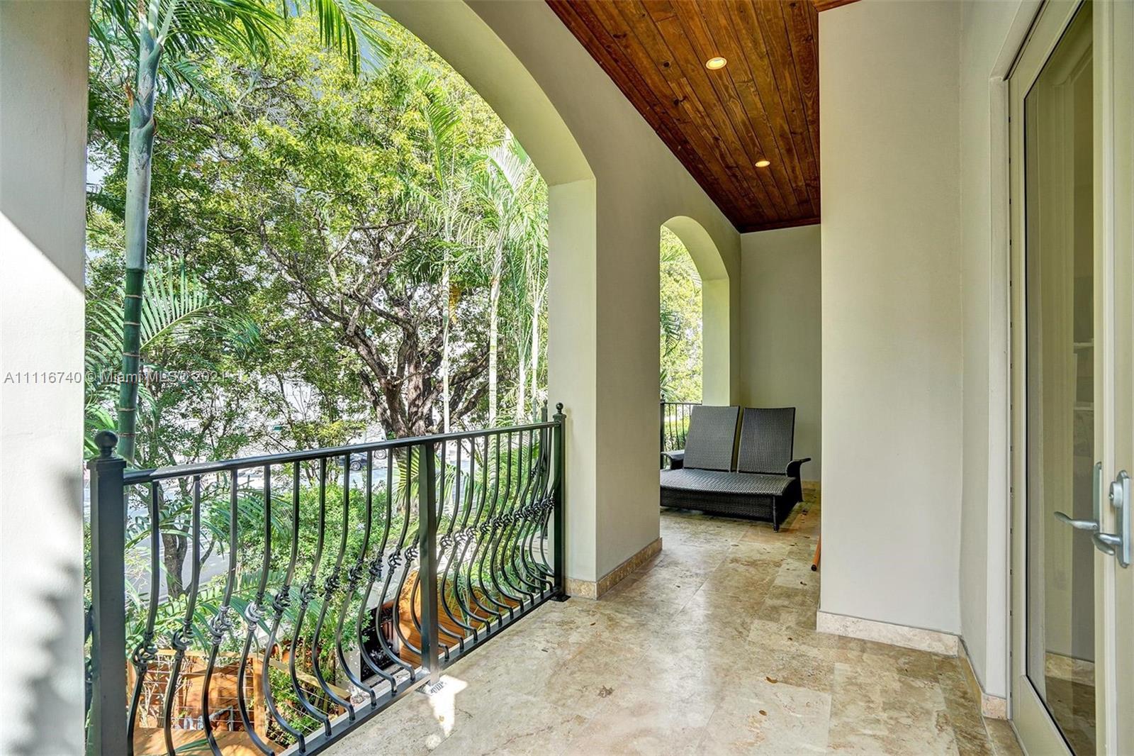 OAK LANE - Residential