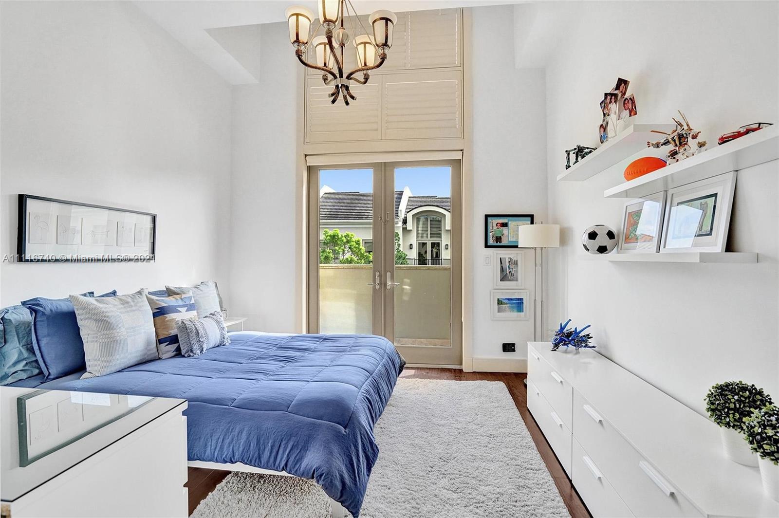 OAK LANE - Residential