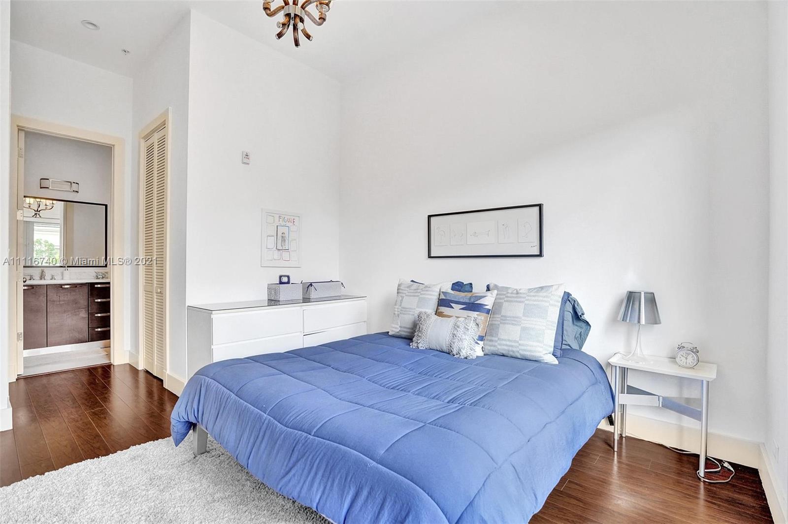 OAK LANE - Residential
