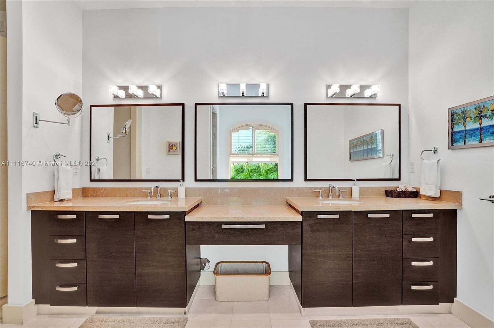 OAK LANE - Residential