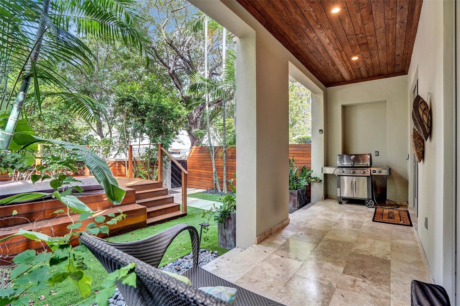 OAK LANE - Residential