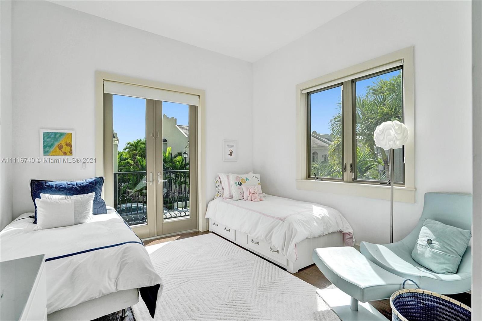 OAK LANE - Residential